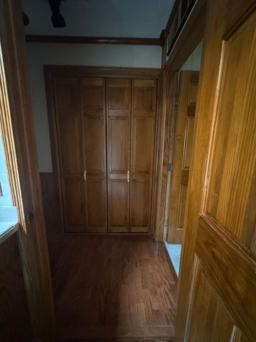 1802 Walnut Circle, Northbrook, IL 60062