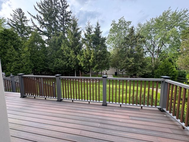 1802 Walnut Circle, Northbrook, IL 60062