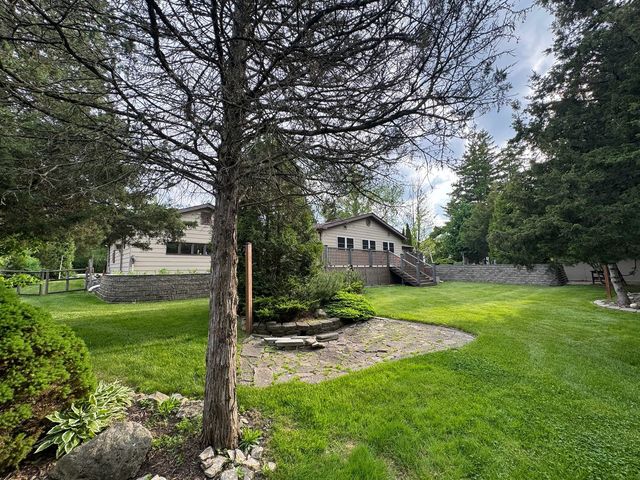 1802 Walnut Circle, Northbrook, IL 60062