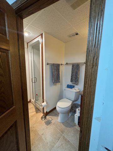 1802 Walnut Circle, Northbrook, IL 60062