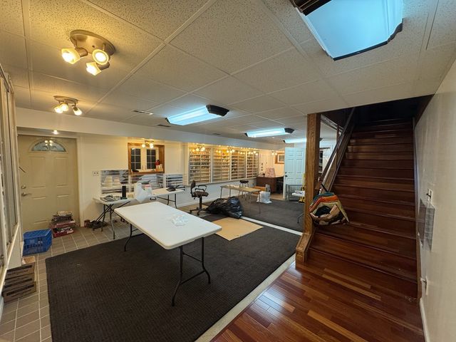 1802 Walnut Circle, Northbrook, IL 60062