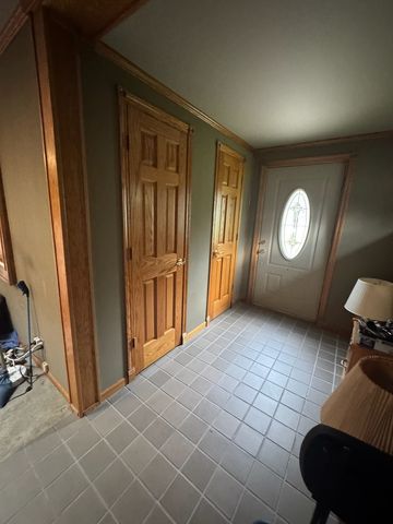 1802 Walnut Circle, Northbrook, IL 60062