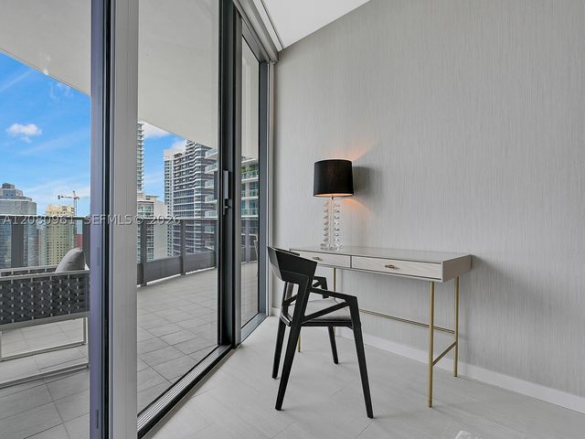 1000 Brickell Plz 3402, Miami, FL 33131