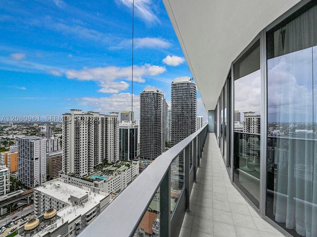 1000 Brickell Plz 3402, Miami, FL 33131