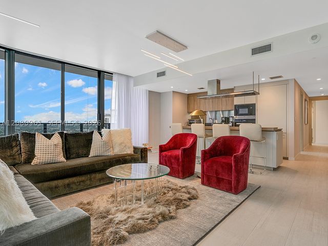 1000 Brickell Plz 3402, Miami, FL 33131