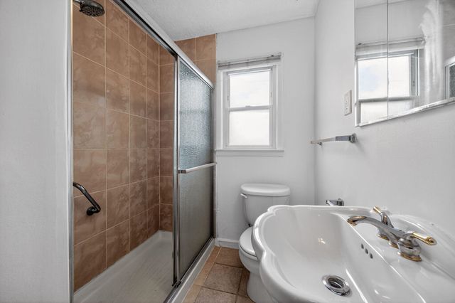 340 OLD POST RD, Edison, NJ 08817