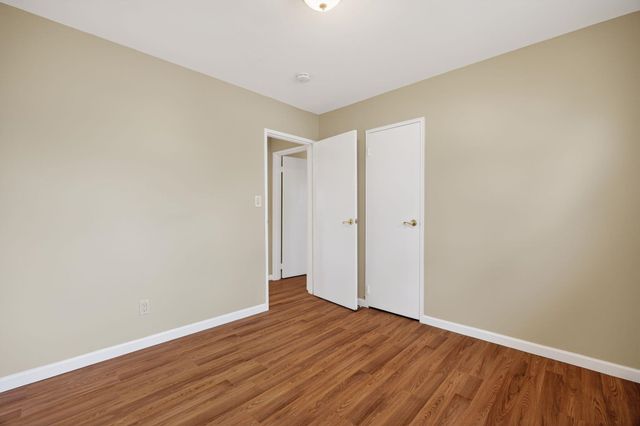 340 OLD POST RD, Edison, NJ 08817