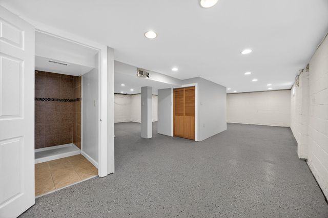 340 OLD POST RD, Edison, NJ 08817