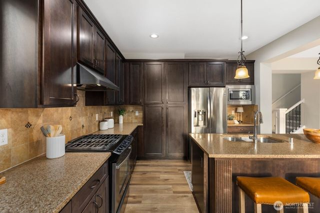 14008 SE 21st Place, Bellevue, WA 98007