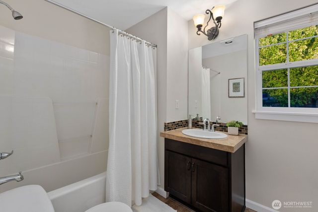 14008 SE 21st Place, Bellevue, WA 98007