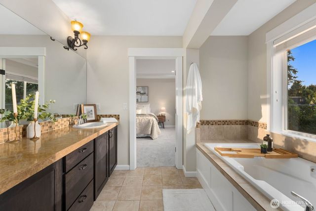 14008 SE 21st Place, Bellevue, WA 98007