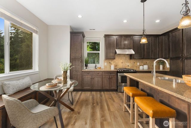 14008 SE 21st Place, Bellevue, WA 98007