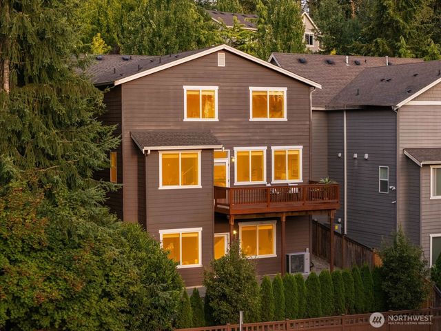 14008 SE 21st Place, Bellevue, WA 98007