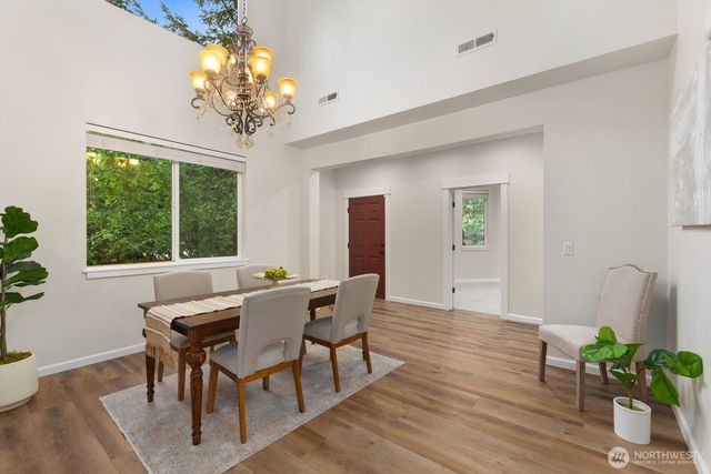 14008 SE 21st Place, Bellevue, WA 98007