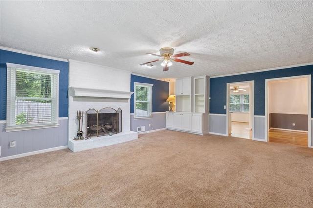 1904 Britt Drive, Snellville, GA 30078