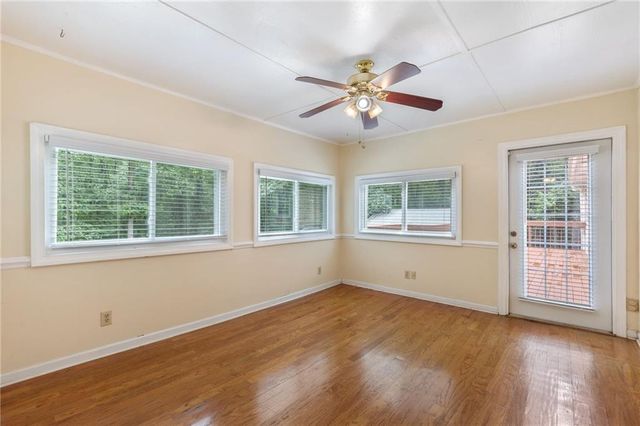 1904 Britt Drive, Snellville, GA 30078