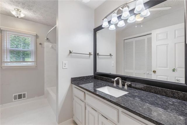 1904 Britt Drive, Snellville, GA 30078