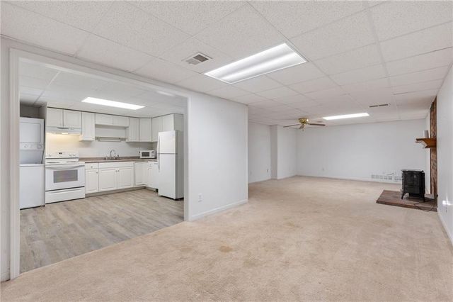 1904 Britt Drive, Snellville, GA 30078