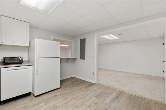 1904 Britt Drive, Snellville, GA 30078