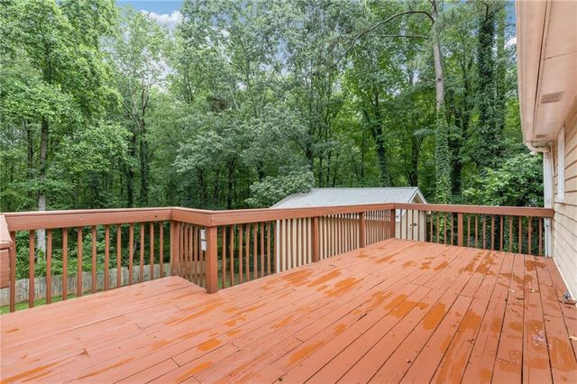 1904 Britt Drive, Snellville, GA 30078