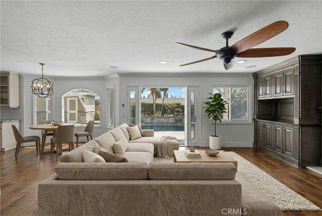29665 Meadowmist, Agoura Hills, CA 91301