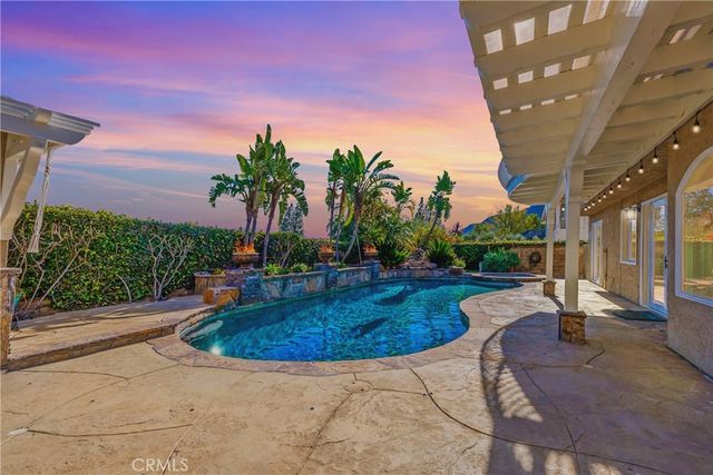 29665 Meadowmist, Agoura Hills, CA 91301