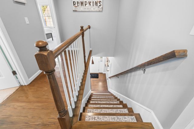 155 Prattown Ln, Bridgewater, MA 02324
