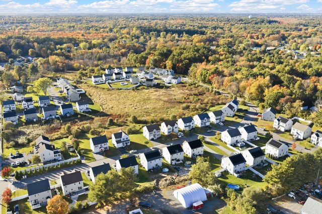155 Prattown Ln, Bridgewater, MA 02324