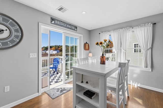 155 Prattown Ln, Bridgewater, MA 02324