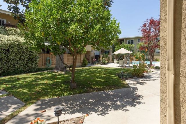 1901 Peyton Avenue W, Burbank, CA 91504