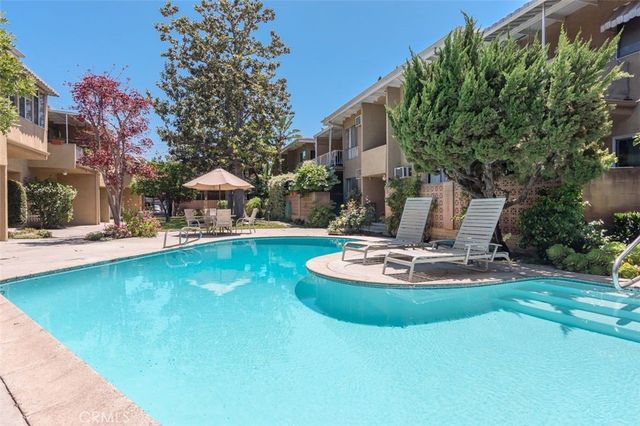 1901 Peyton Avenue W, Burbank, CA 91504