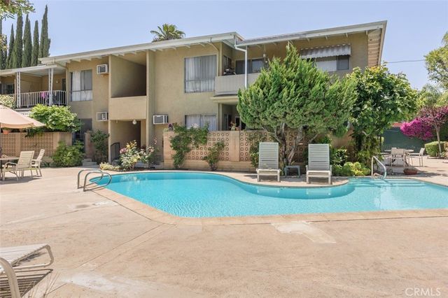 1901 Peyton Avenue W, Burbank, CA 91504