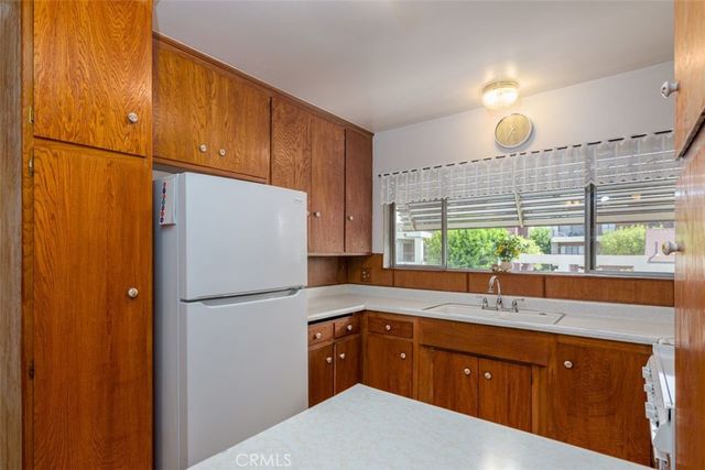 1901 Peyton Avenue W, Burbank, CA 91504