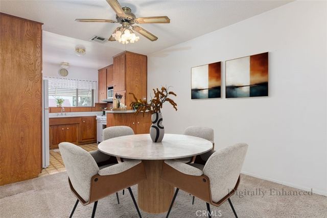 1901 Peyton Avenue W, Burbank, CA 91504