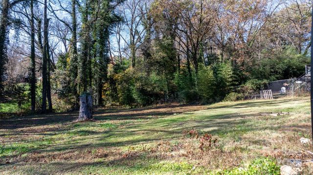 204 22nd Avenue NE, Hickory, NC 28601