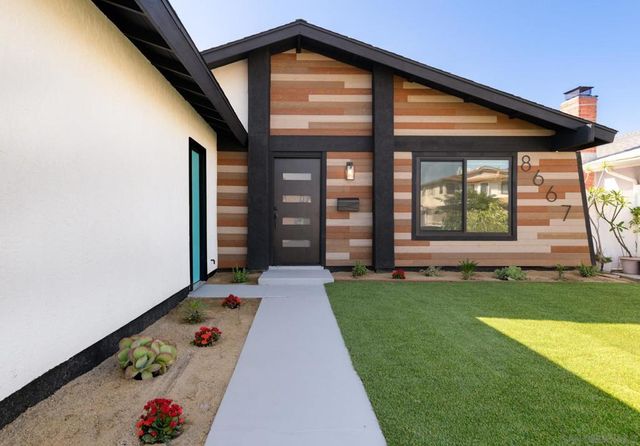 8667 Cetus Rd, San Diego, CA 92126