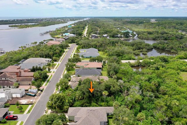 284 S Riverwalk Dr, Palm Coast, FL 32137