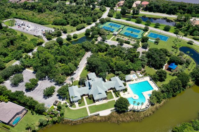 284 S Riverwalk Dr, Palm Coast, FL 32137