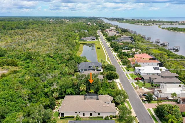 284 S Riverwalk Dr, Palm Coast, FL 32137
