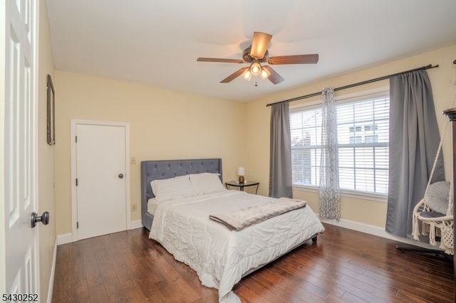 2 Danberry Ln, Bridgewater Twp., NJ 08807