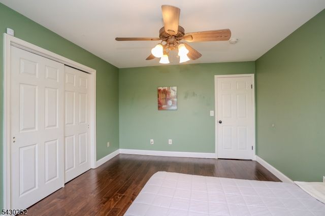 2 Danberry Ln, Bridgewater Twp., NJ 08807