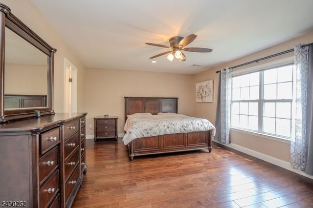 2 Danberry Ln, Bridgewater Twp., NJ 08807