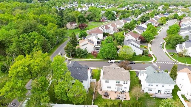 2 Danberry Ln, Bridgewater Twp., NJ 08807