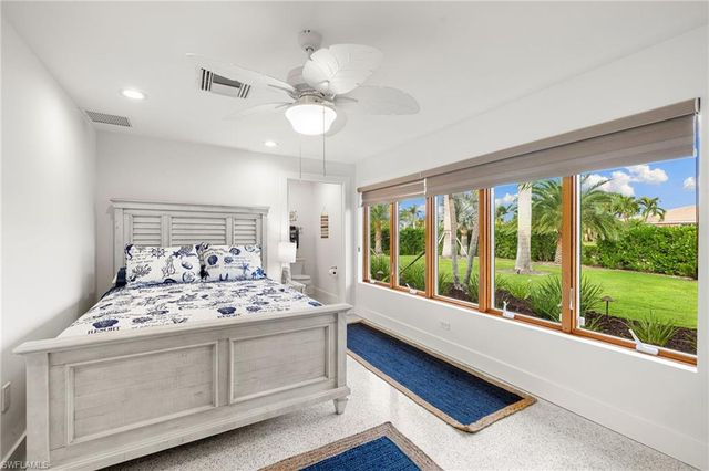 979 Whelk DR, Sanibel, FL 33957