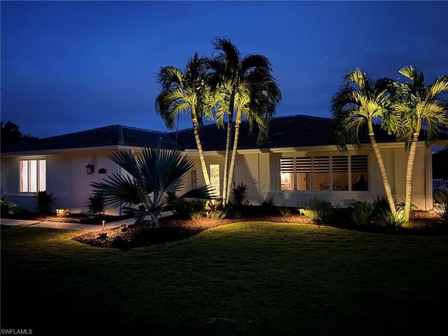 979 Whelk DR, Sanibel, FL 33957