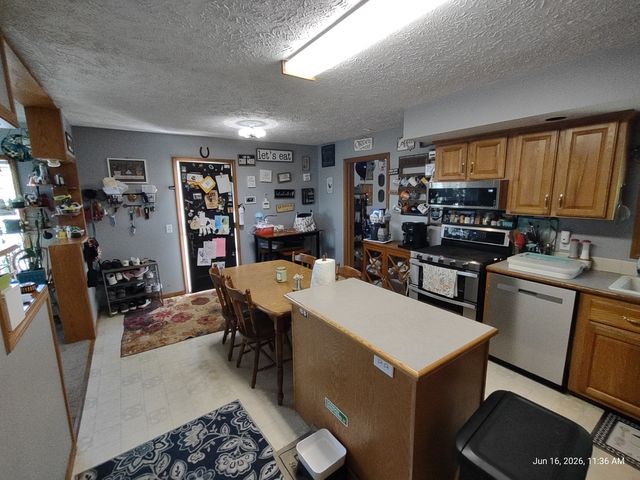 1605 N Il Rte 47, Morris, IL 60450