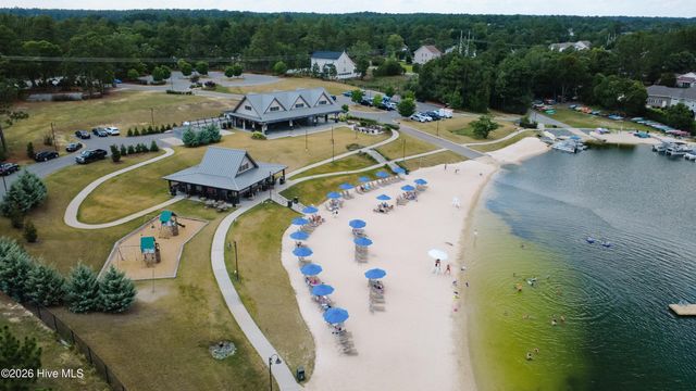 720 Diamondhead Drive S, Pinehurst, NC 28374
