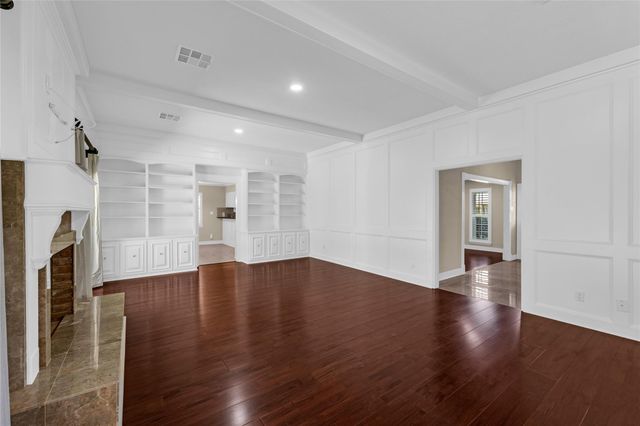 37 Colony Park Circle, Galveston, TX 77551