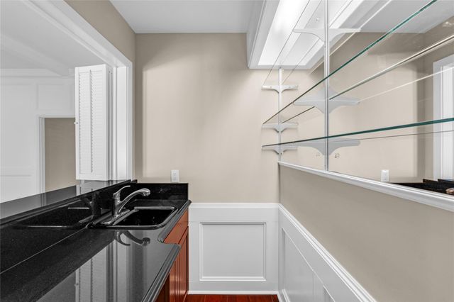 37 Colony Park Circle, Galveston, TX 77551