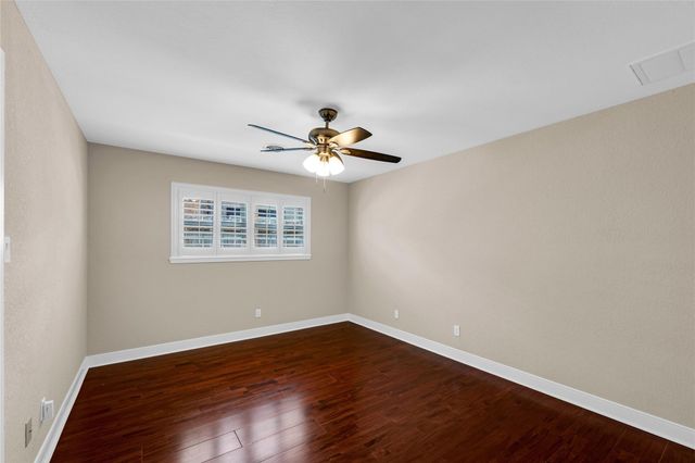 37 Colony Park Circle, Galveston, TX 77551